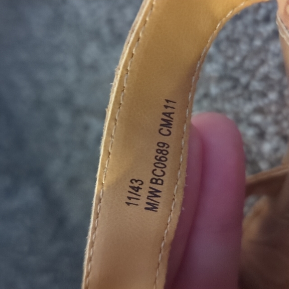 b.o.c sandals - Picture 7 of 7